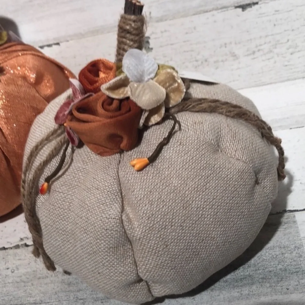 HOST PICK 🎉Rustic soft burlap & fabric pumpkins